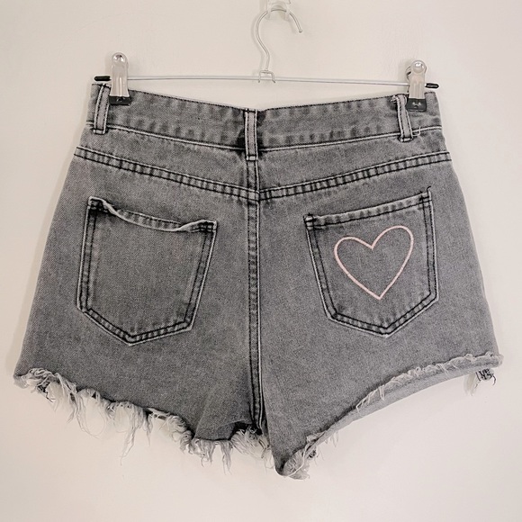 Delilah Heart High Waist Shorts - Picture 2 of 5